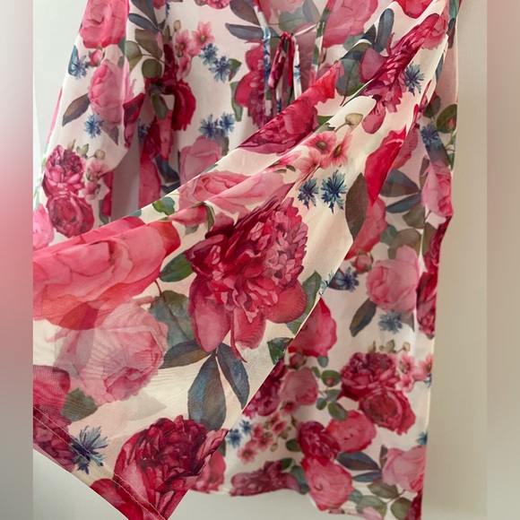 La Vie En Rose Aqua Sheer Floral Swim Beach Coverup Size Large - Picture 6 of 6